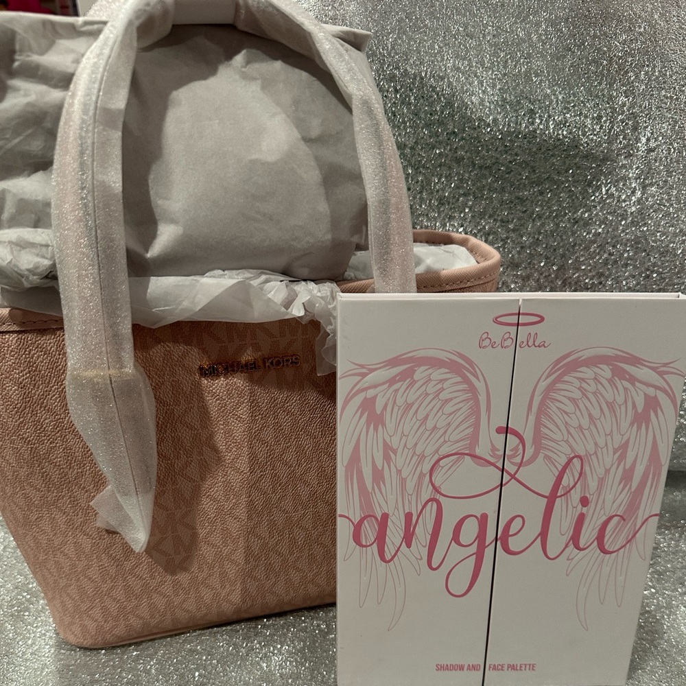 MICHAEL KORS
JET SET TRVL 
 DE PWOR BUSH
XS CRYL CONV TZ TOTE NEW w/FREE PALLETE